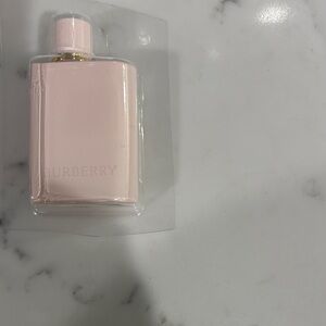 Burberry her intense  miniature bottle